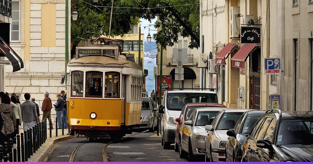 Best Way to Learn Portuguese in 2026: Lingoodie, Babbel, and 8 Other Methods That Work for English Speakers